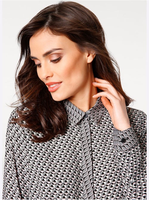 Chemisier Motif Imprimé - Taille Standard - Helline - Kiabi Chemisier Motif Imprimé - Taille Standard - Helline - Kiabi