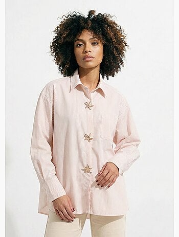 Chemisier rayé + 3 broches métal étoile