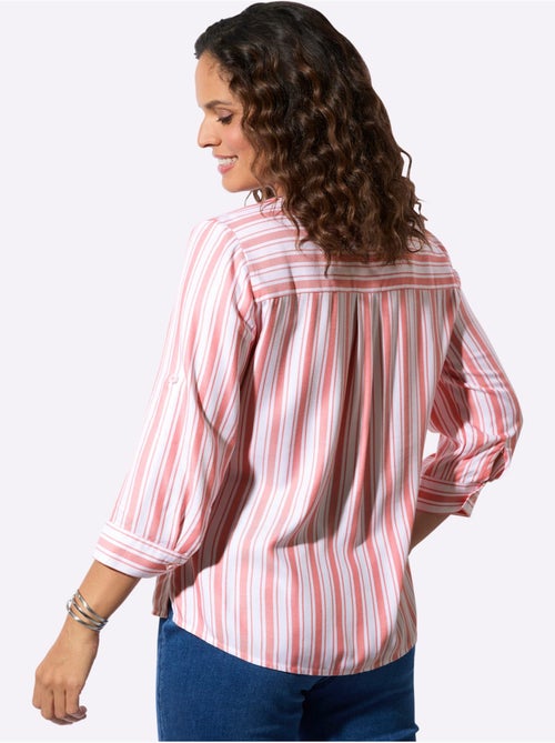 Chemisier rayé en viscose avec col rond et manches 3/4 retroussables - Taille standard - Witt - Kiabi Chemisier rayé en viscose avec col rond et manches 3/4 retroussables - Taille standard - Witt - Kiabi