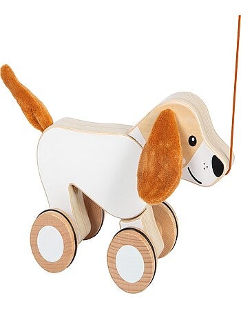 Chien à tirer avec oreilles crépitantes