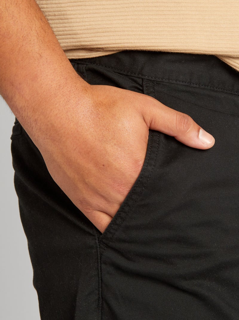 Chino  à coupe droite - L32 Noir - Kiabi