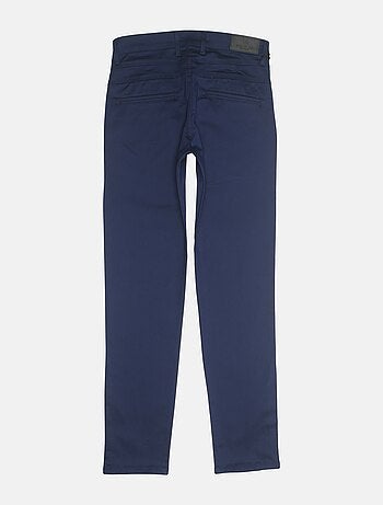 Chino ajusté