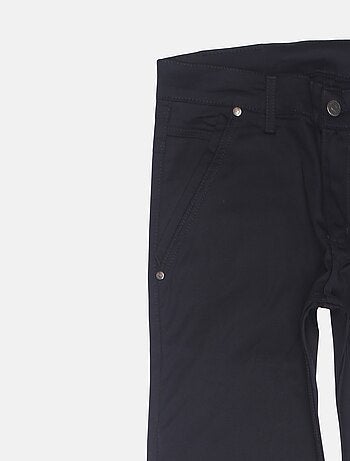 Chino ajusté