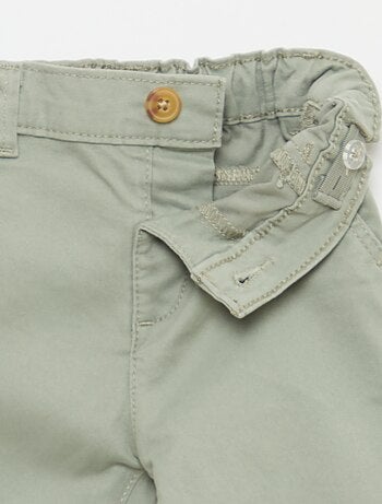 Chino droit en coton stretch
