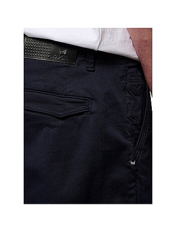 Chino en coton marine uni avec une coupe droite et des poches