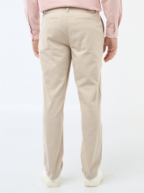 Chino uni taille standard - Kiabi
