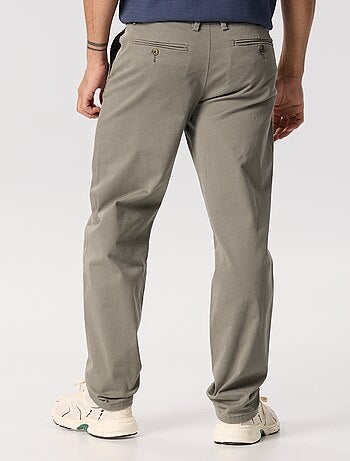 Chino uni taille standard
