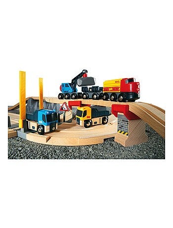 Circuit rail route transport de roches