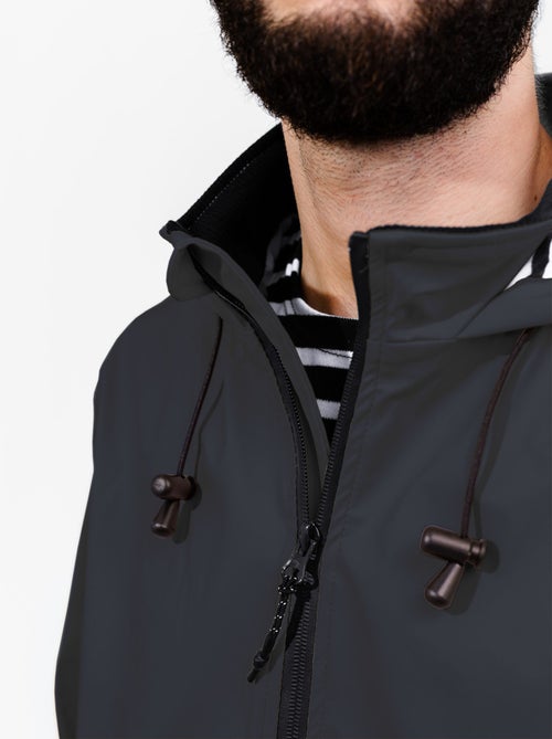 Ciré homme 'BREIZH OCEAN', Coutures et zip étanches, Doublure rayée de style marinière. - Kiabi