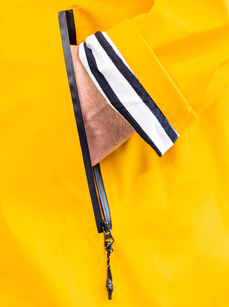 Ciré homme 'BREIZH OCEAN', Coutures et zip étanches, Doublure rayée de style marinière. Jaune - Kiabi