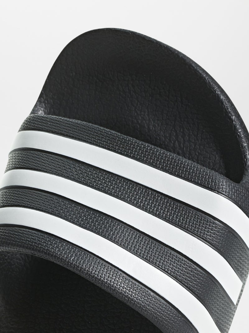 Claquette 'adidas' 'adilette' noir - Kiabi
