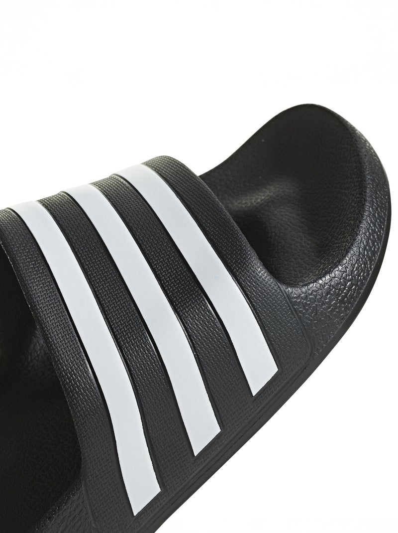 Claquette 'adidas' 'adilette' noir - Kiabi