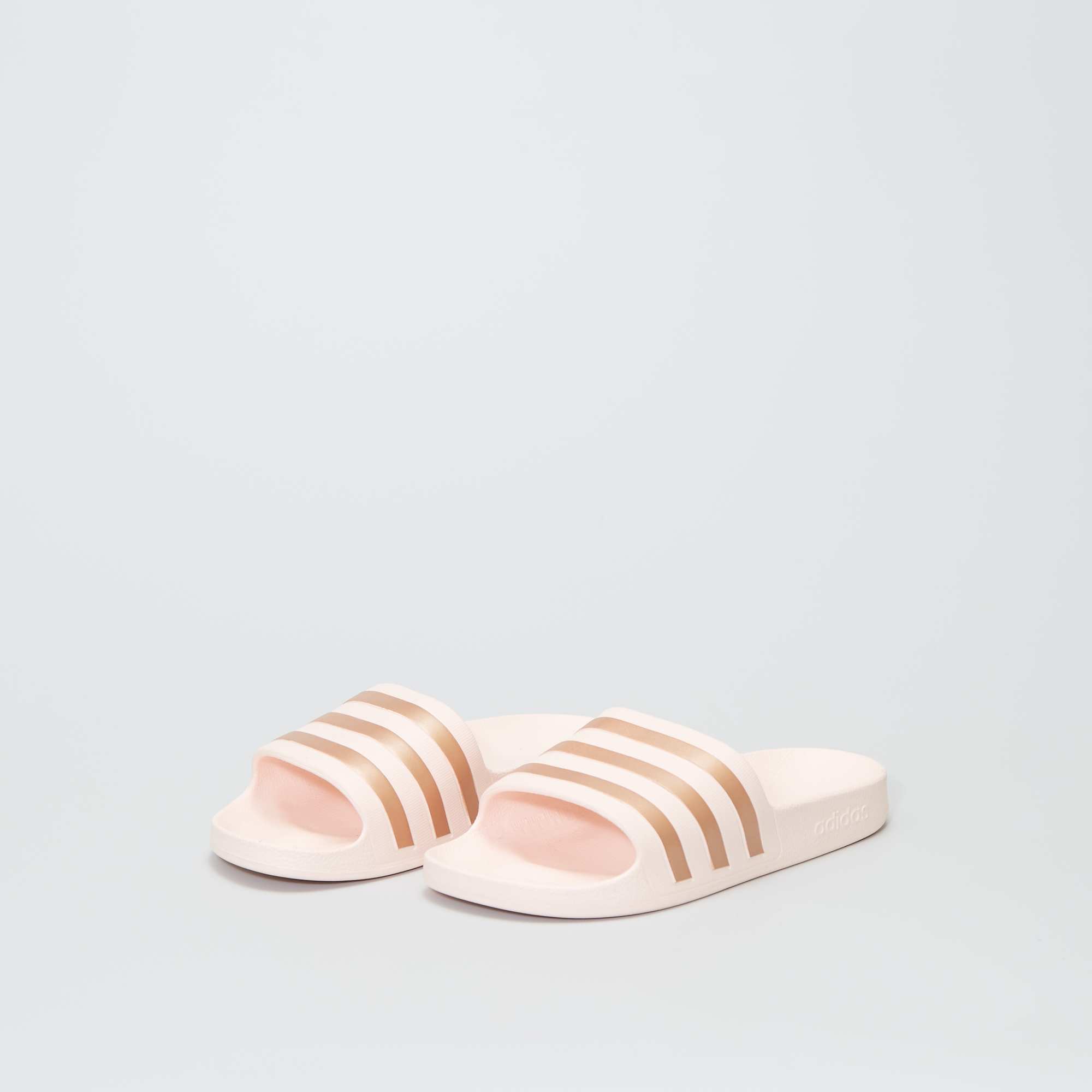 claquette adidas femme rose