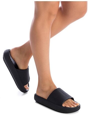 Claquettes Femme