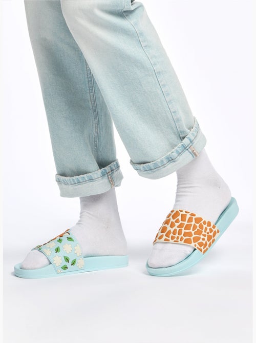 Claquettes Girafe Mignonne - Kiabi