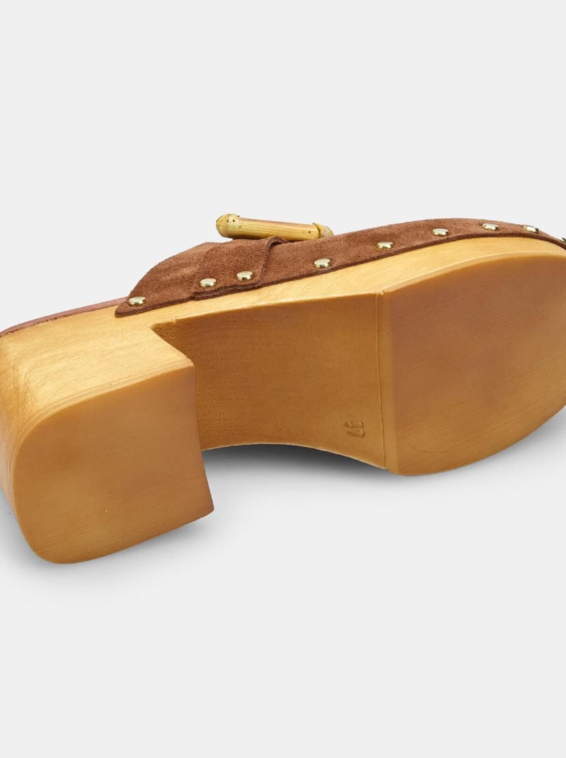 Clogs en daim BATA Marron - Kiabi