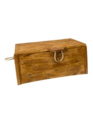 Coffre en bois de pin