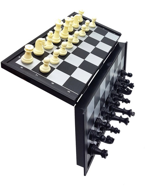 Coffret 8 Jeux de société avec pions magnétiques - Kiabi