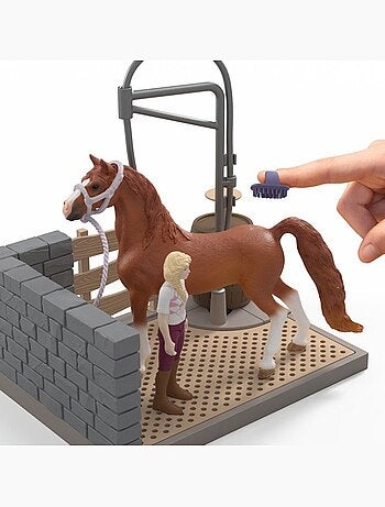 Coffret figurines équestre aire de lavage de sofia 26 pcs - schleich