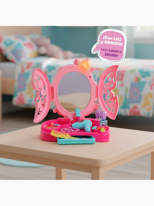 Coiffeuse beauty love avec lumière et son + accessoires - Kiabi Coiffeuse beauty love avec lumière et son + accessoires - Kiabi