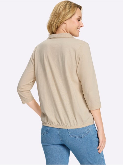 Col Polo Avec Encolure En V - Taille Standard - Moda Vilona - Kiabi Col Polo Avec Encolure En V - Taille Standard - Moda Vilona - Kiabi