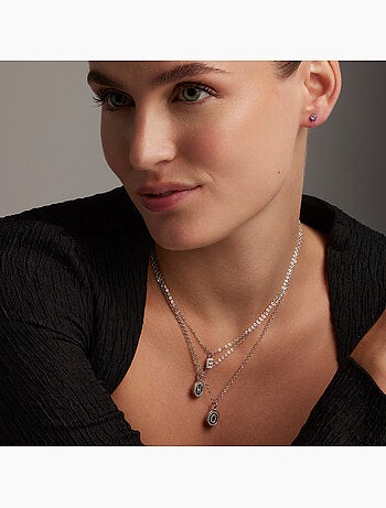 Collier avec Brilliant Zirconia avec finition argentée - Lettre E de l’alphabet