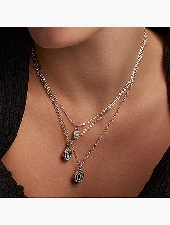 Collier avec Brilliant Zirconia avec finition argentée - Lettre E de l’alphabet