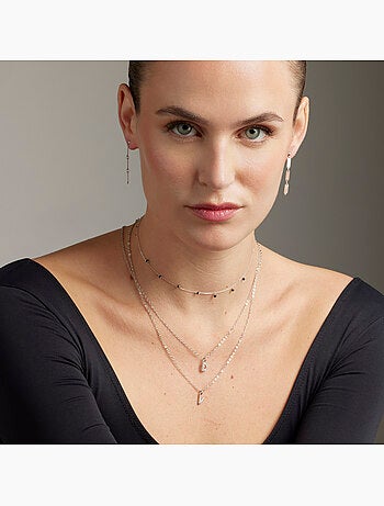 Collier avec zircone brillant à finition argentée - Lettre D de l’alphabet