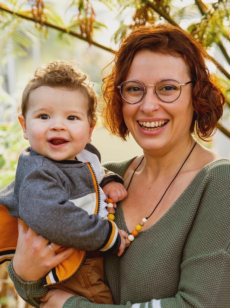 Collier d'allaitement ou de portage silicone 'Ambre' Marron glacé - Kiabi