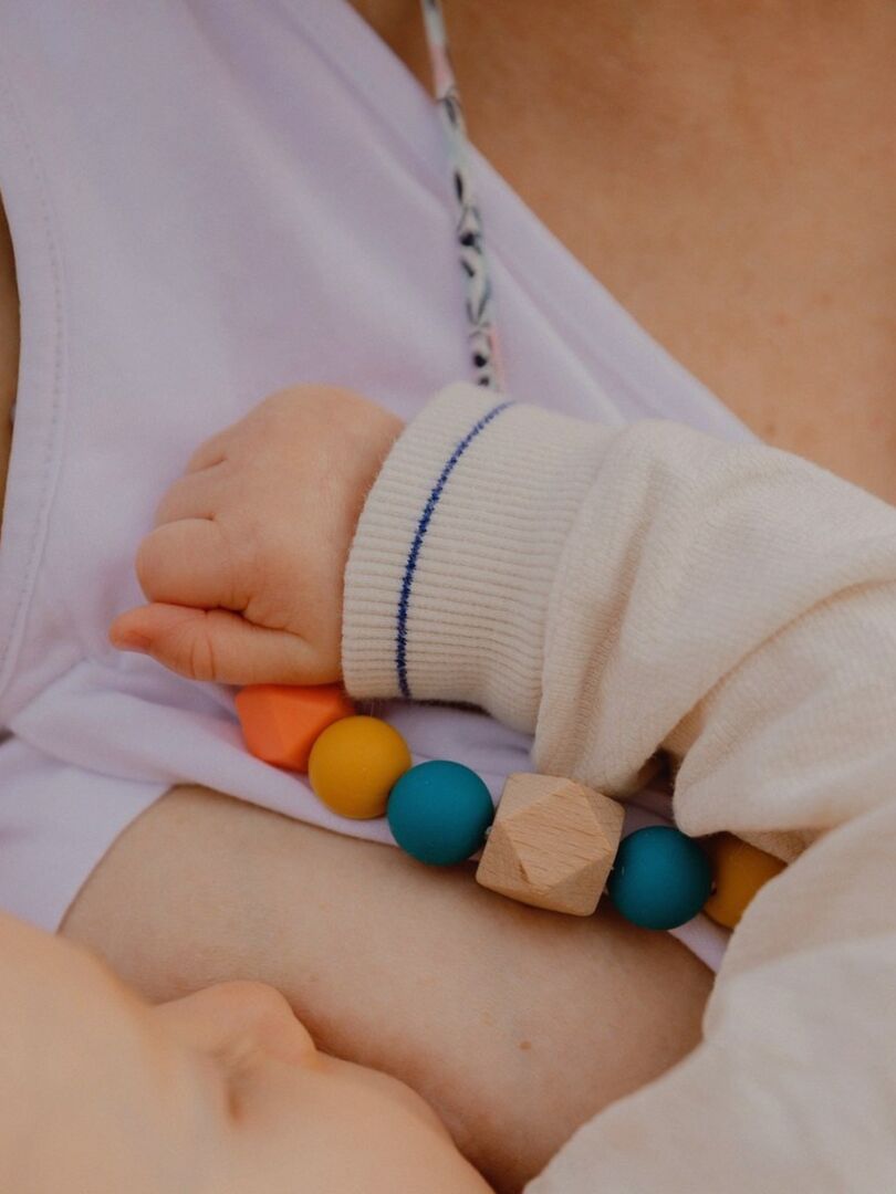 Collier de portage et d'allaitement - Summer - Blanc main image 0