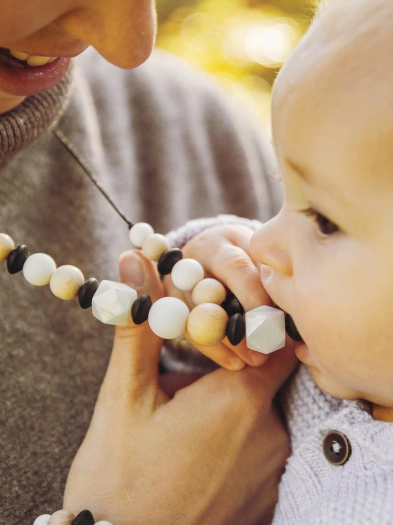 Collier d'allaitement ou de portage silicone et bois 'Wood sil' Blanc nacré - Kiabi