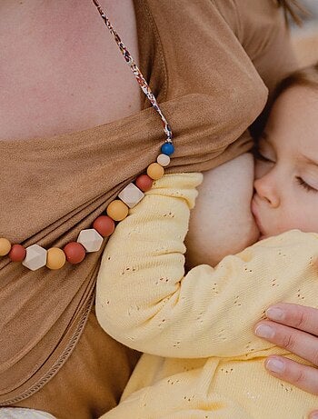 Collier d'allaitement ou de portage silicone 'Noisette'