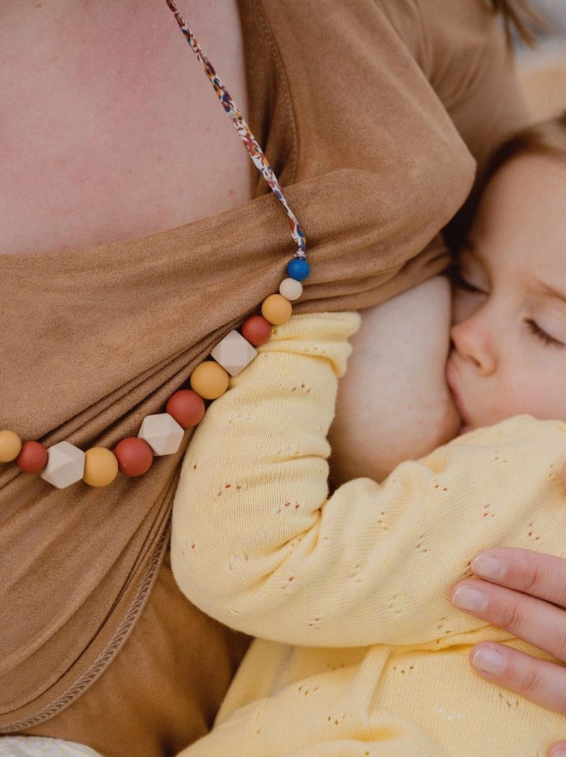 Collier d'allaitement ou de portage silicone 'Noisette' Rouge brique - Kiabi