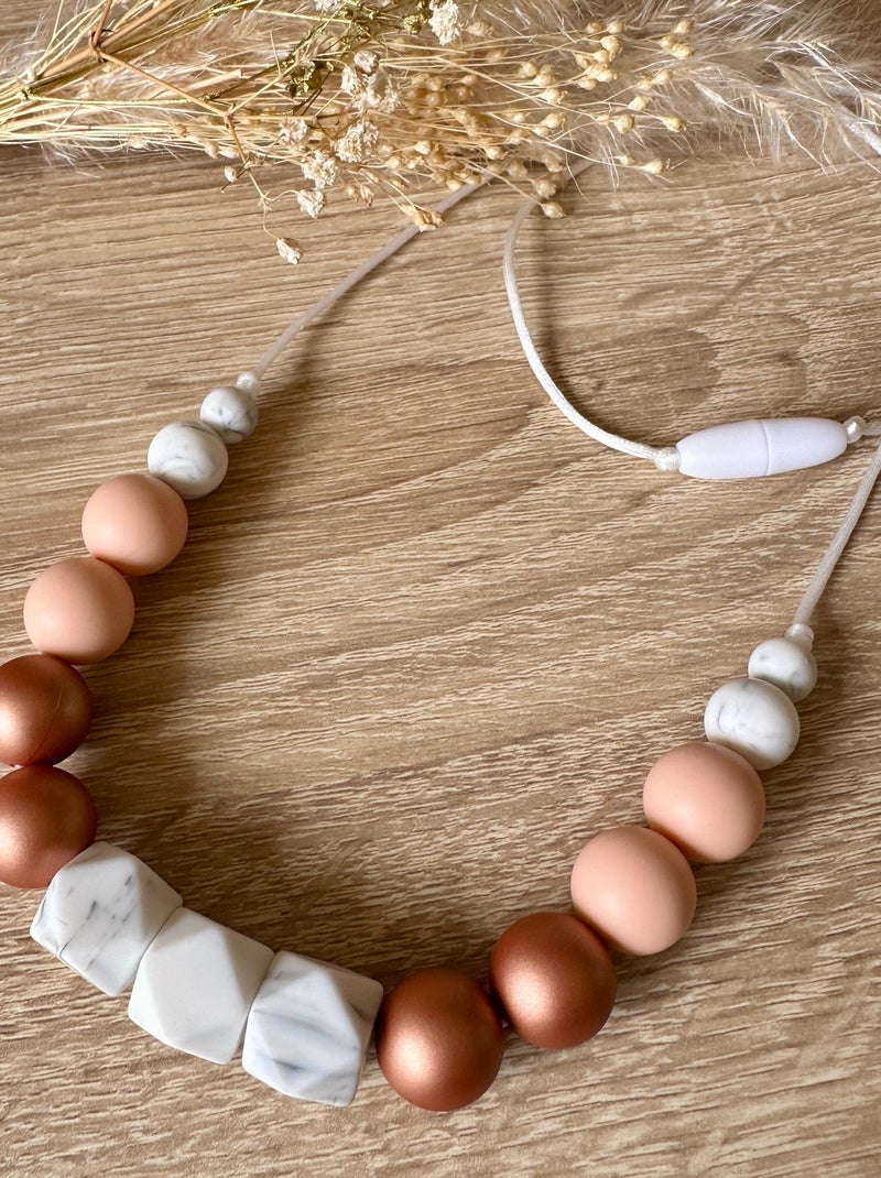 Collier d'allaitement ou de portage silicone 'Plum' Blanc Rose - Kiabi