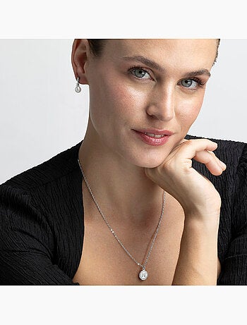 Collier en zirconie brillant avec finition rhodium - Lettre N de l’alphabet