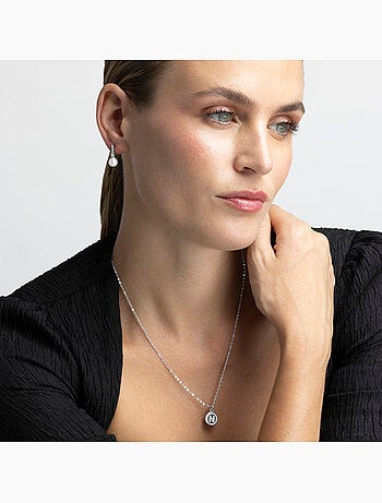 Collier en zirconie brillant avec finition rhodium - Lettre N de l’alphabet