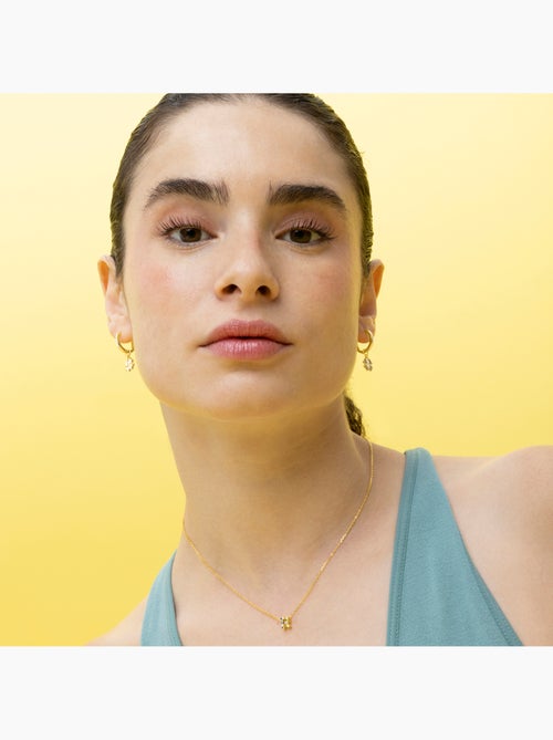 Collier Luxenter en argent 925 avec zircons multicolores finis et plaqué or 18k - Alphabet - Kiabi Collier Luxenter en argent 925 avec zircons multicolores finis et plaqué or 18k - Alphabet - Kiabi