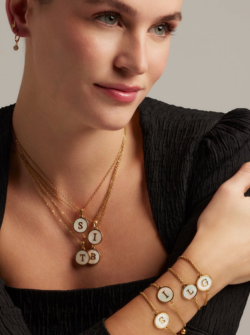 Collier Luxenter en nacre blanche finie plaqué or jaune 18K - Alphabet Blanc - Kiabi