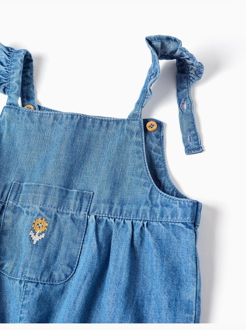 Combinaison en jean sans manches avec fleur brodée - Kiabi