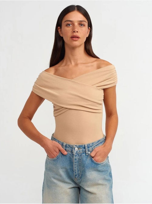 Combinaison femme en maille slim à épaules dénudées dilvin - Kiabi Combinaison femme en maille slim à épaules dénudées dilvin - Kiabi