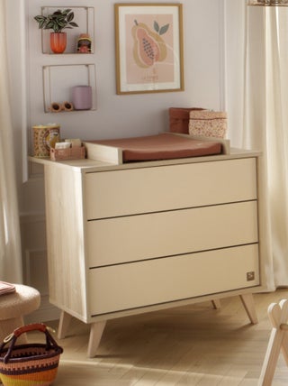 Commode 3 tiroirs sur pieds bois obliques -