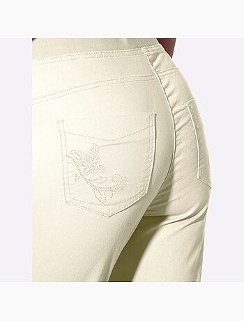 Corsaire Broderie Sur La Poche Arrière - Taille Standard - Helline