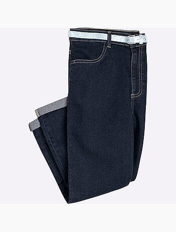 Corsaire en jean avec ceinture brillante et poches pratiques - taille standard - moda vilona