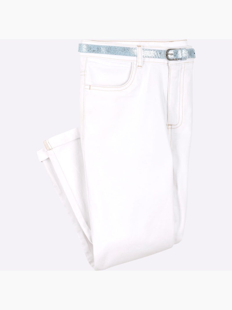 Corsaire en jean avec ceinture et poches arrondies - Taille standard - Moda Vilona Blanc - Kiabi