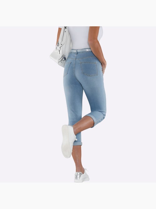 Corsaire en jean avec ceinture gainante et poches pratiques - Taille standard - Moda Vilona - Kiabi