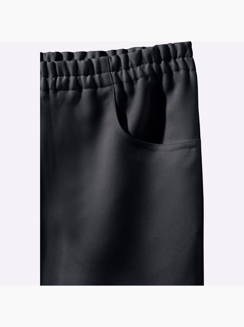 Corsaire sport avec plis repassés et ceinture élastique - Taille standard - Moda Vilona - Kiabi Corsaire sport avec plis repassés et ceinture élastique - Taille standard - Moda Vilona - Kiabi