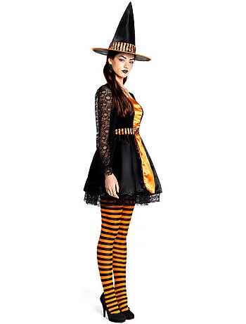 Costume de sorcière avec dentelle