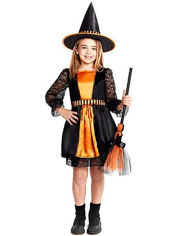 Costume de sorcière avec dentelle