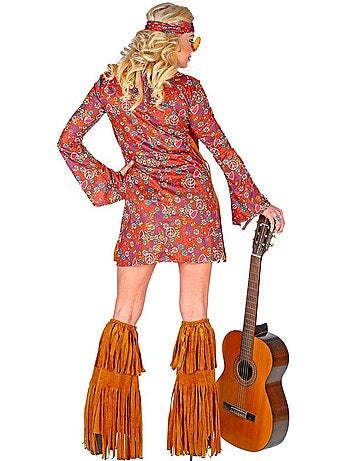 Costume hippie avec couvre-bottes et franges