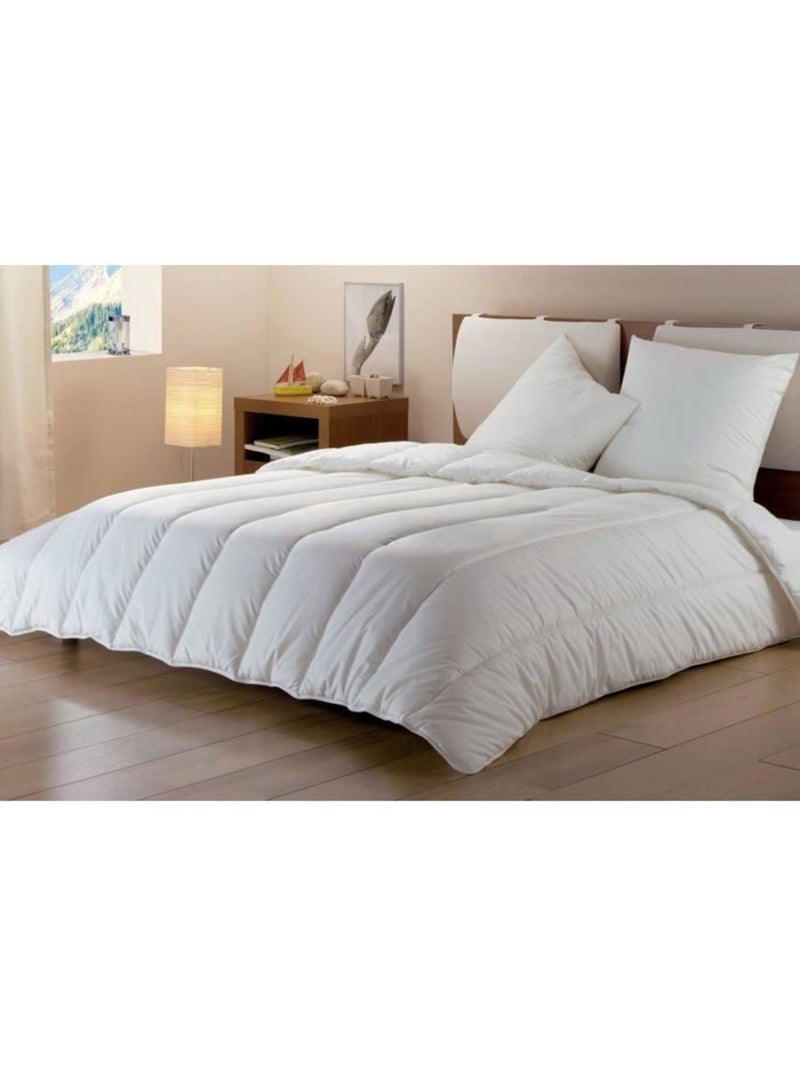 Couette - blanc - 220 x 240 cm - tempérée - 300g/m² - polyester siliconé Blanc - Kiabi